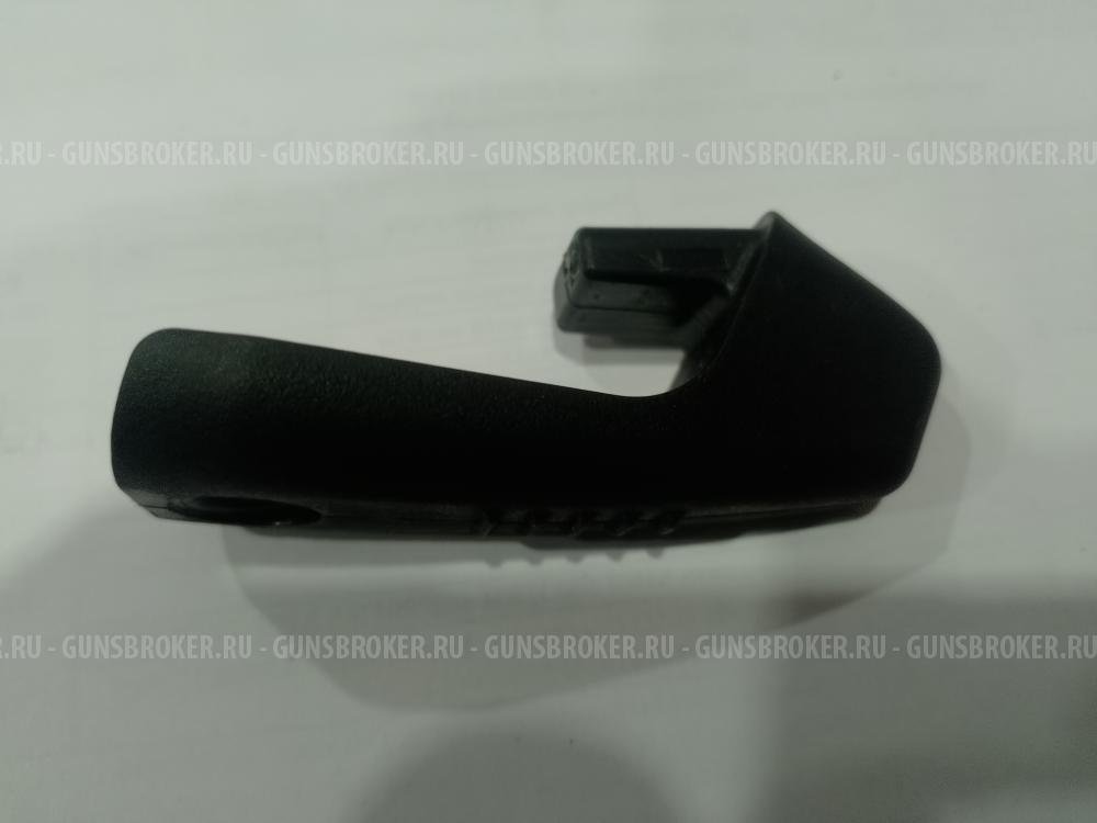 Заглушка пистолетной ручки .